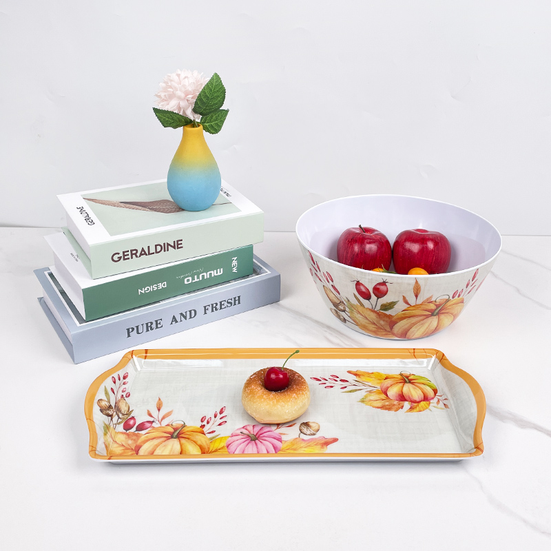 మెలమైన్ ట్రే